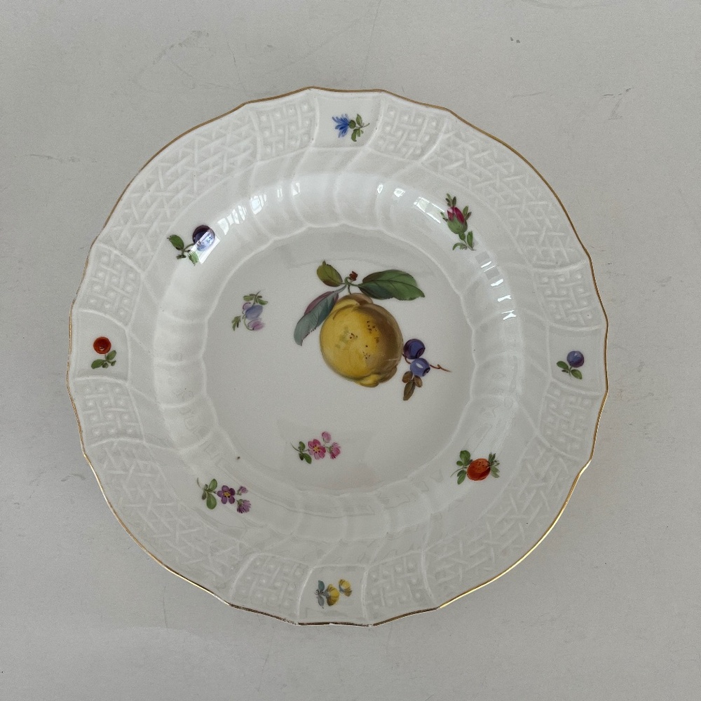 MEISSEN PLATE-ANTIQUE